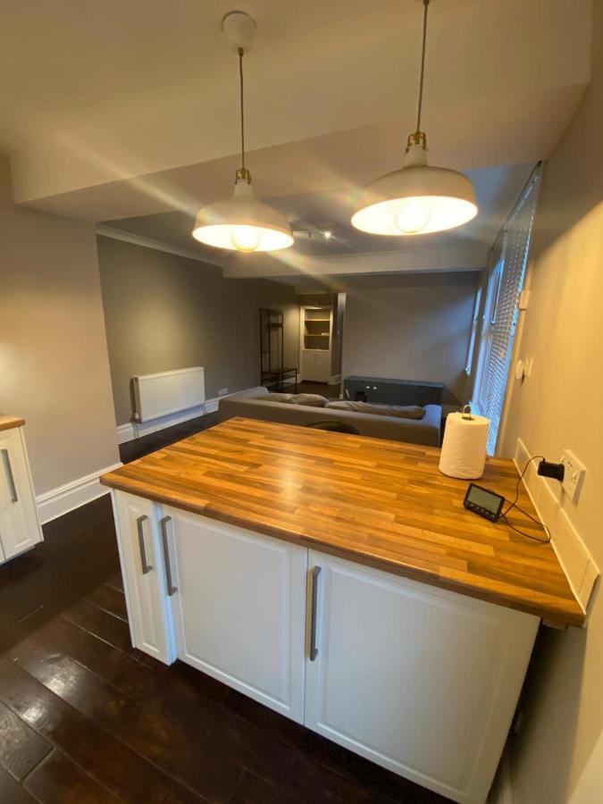 Spacious 2-Bed Apartment Londres Exterior foto